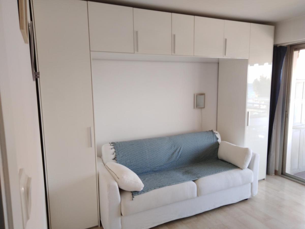 Studio F1 Vue Mer A 30M Des Plages Cagnes-sur-Mer Dış mekan fotoğraf